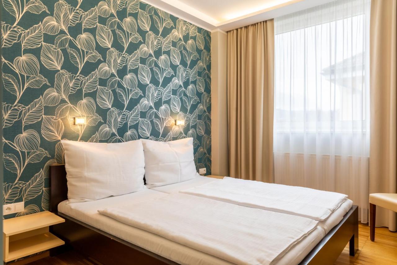 Hotel Abácie&Wellness Valašské Meziříčí Exterior foto